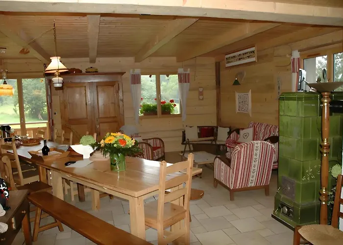 D'hotes Au Pre De La Basse Bed & Breakfast 3*